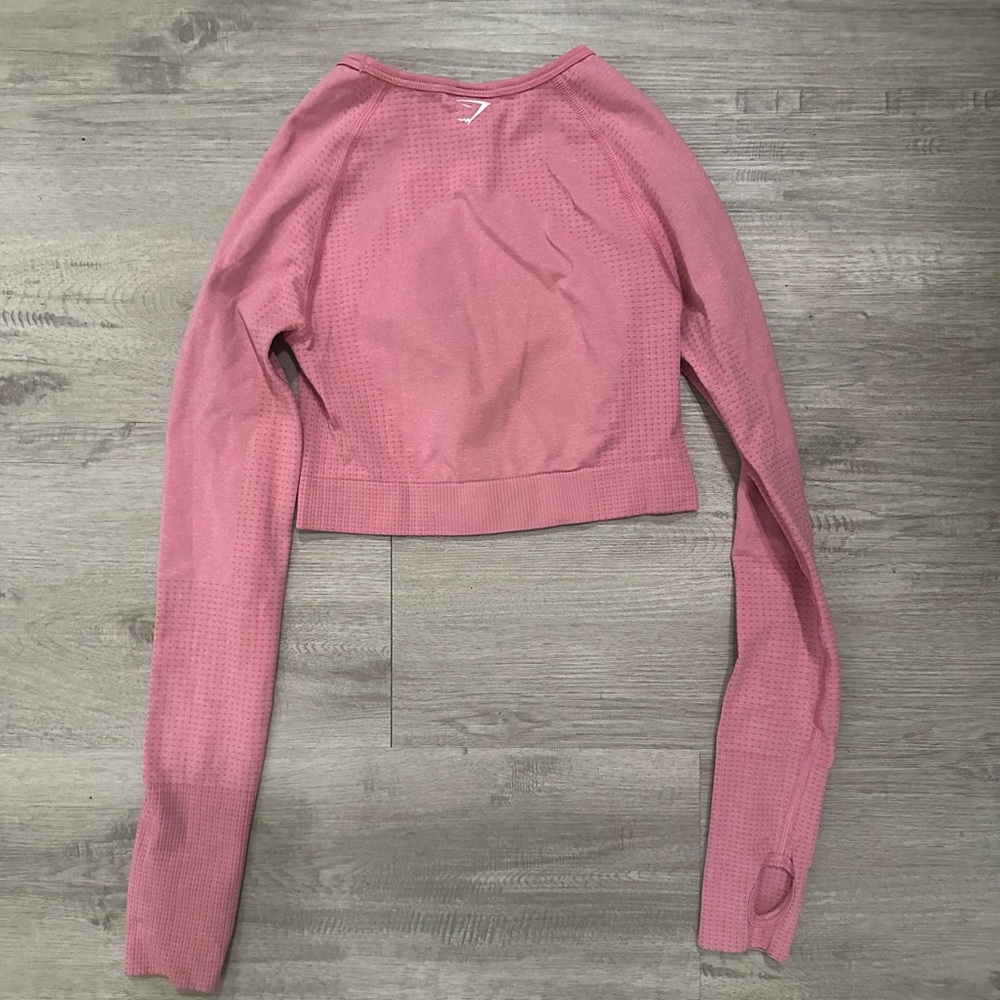 Gymshark Pink Seamless Long-Sleeve Crop Top with Thumbholes Sz XS sport girls - Picture 2 of 3
